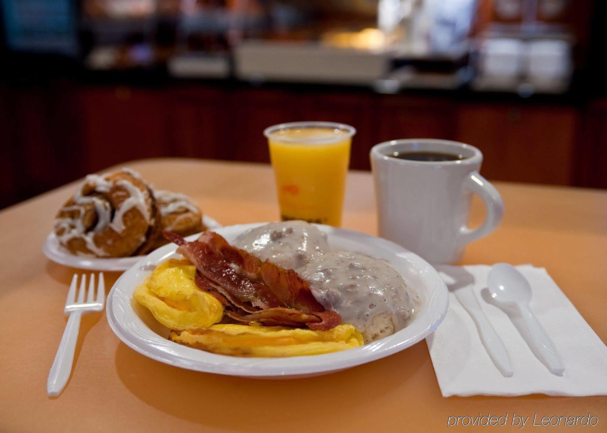 Holiday Inn Express San Diego South - National City By Ihg Restaurant foto